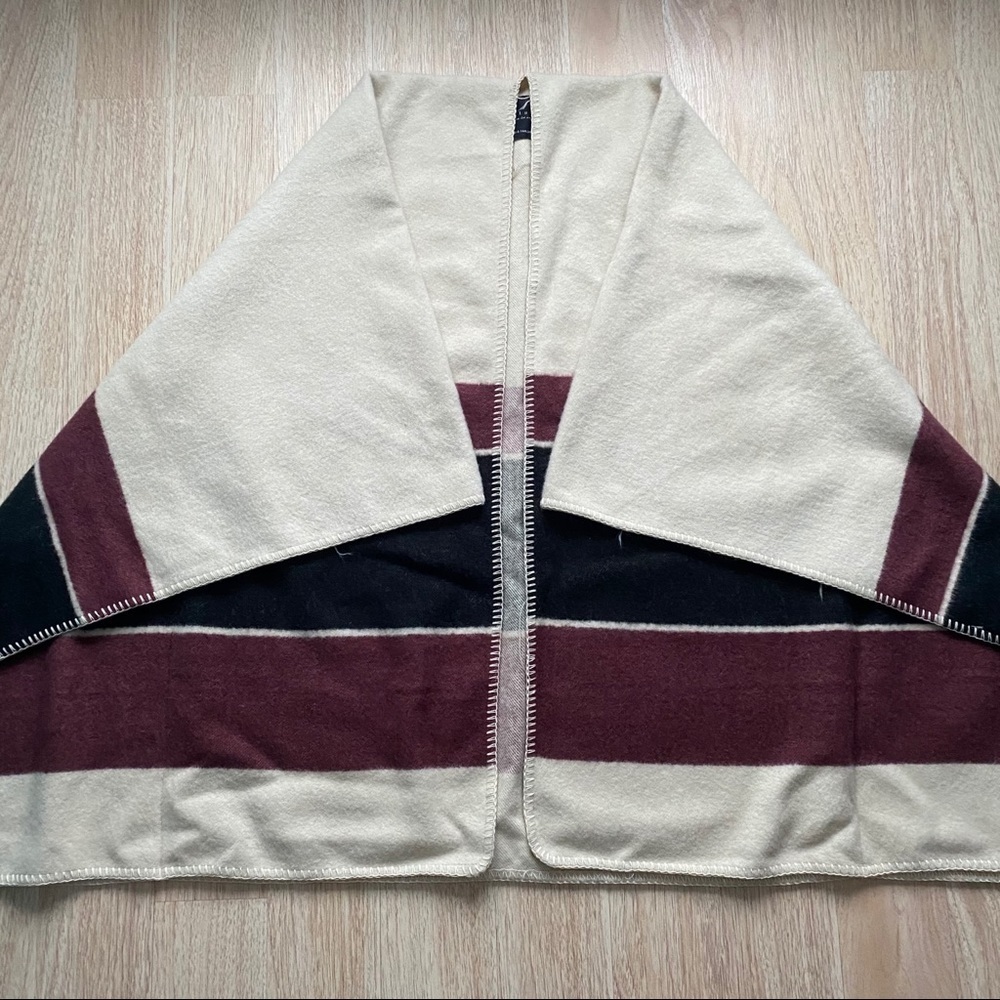 ⭐️3/$25 Sanctuary Striped Blanket Wrap Jacket Poncho Sz XS